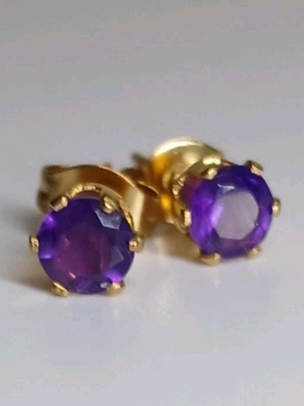 Amethyst Studs